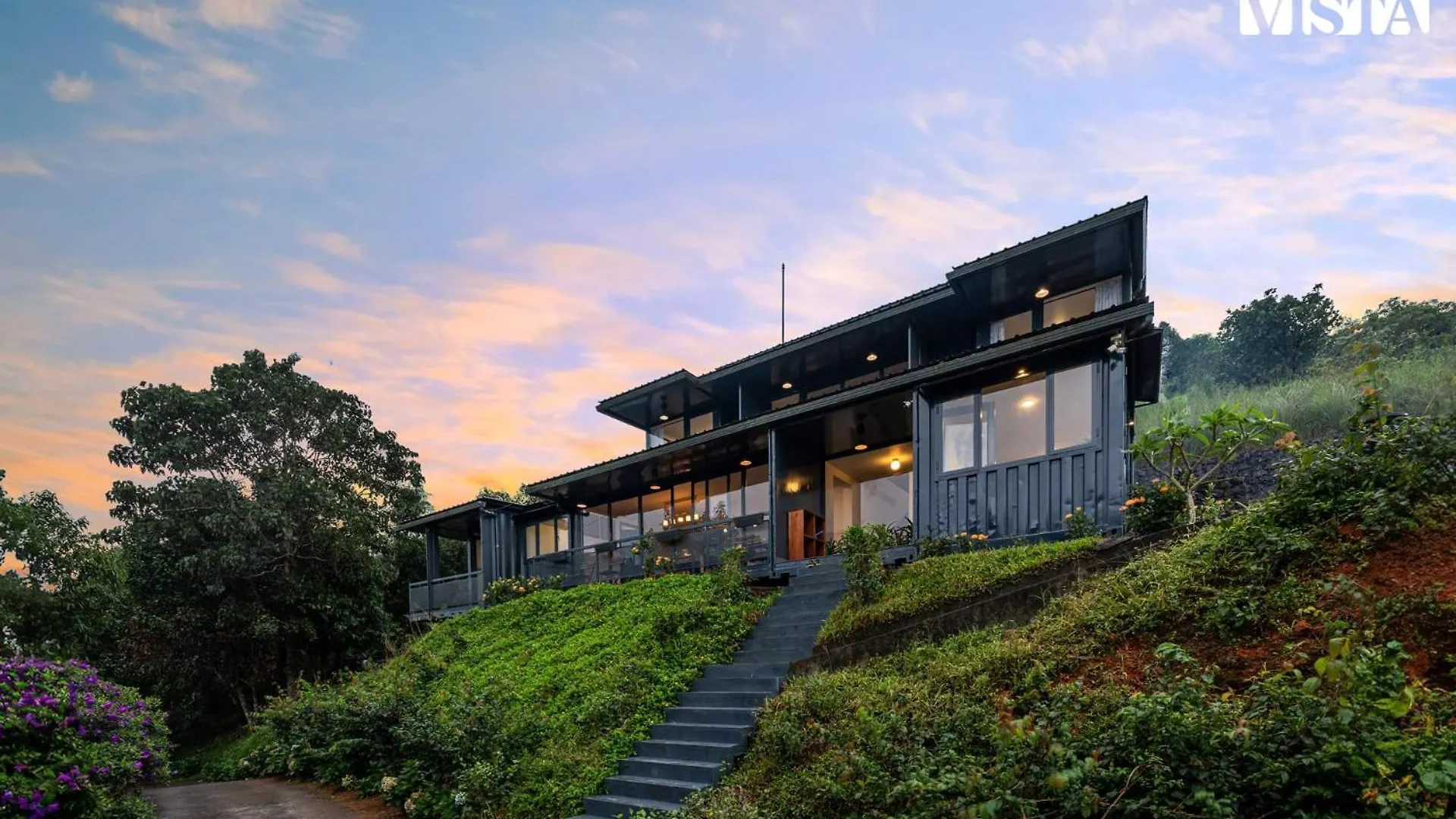 Stayvista At Griha Sankalpa With Mountain View, Bbq Koroth 0*,